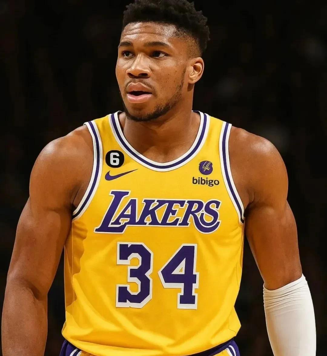 黑白体育-包含字母哥新星精彩发挥表现惊艳,日本队未来可期!的词条